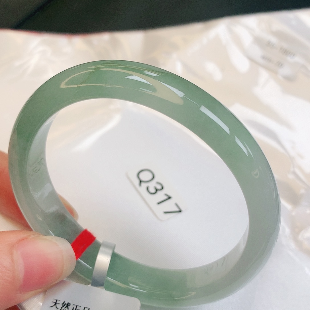 【闪购商品】翡翠手镯未镶嵌缅甸天然a货翡翠