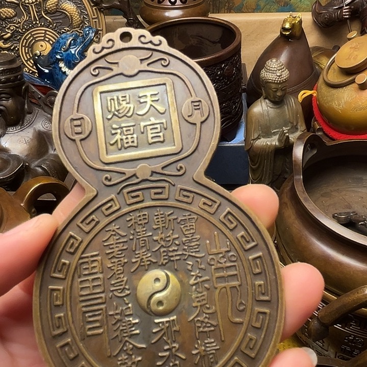 精美铜器批发档口