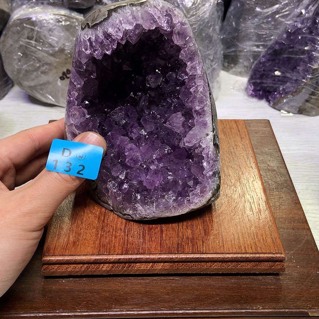 紫晶大型摆件（非配饰）未镶嵌