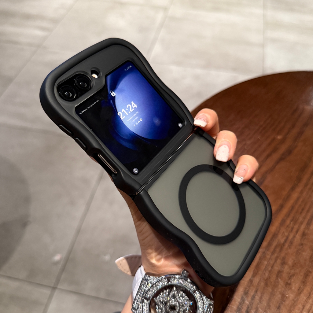 经典黑肤感大波浪磁吸适用三星zflip6手机壳折叠屏实用配件高级感