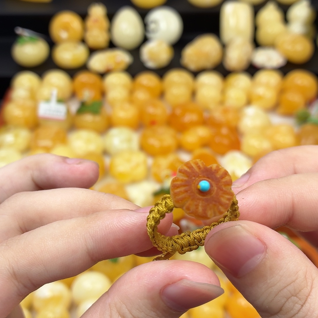 蜜蜡未镶嵌毛衣链蜜蜡