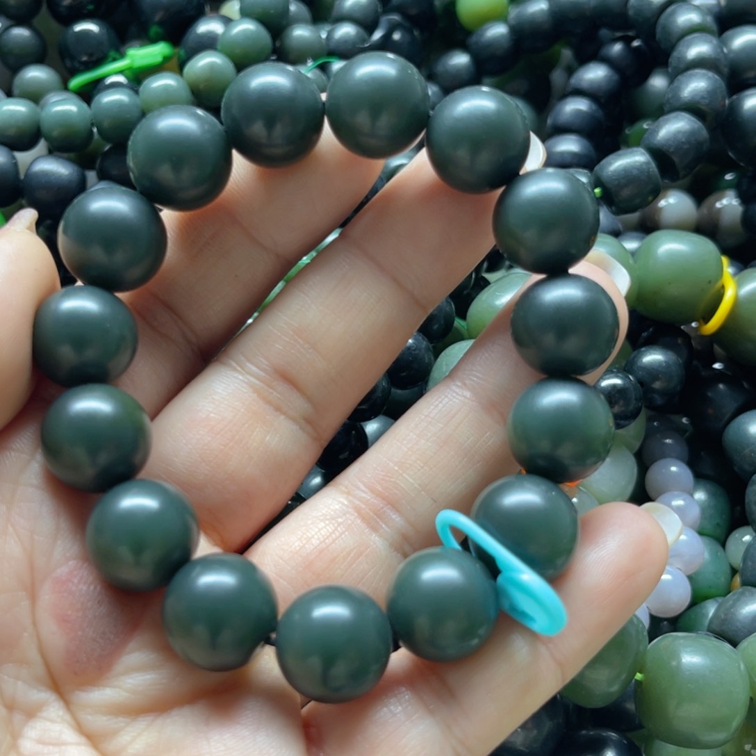 和田玉手链未镶嵌