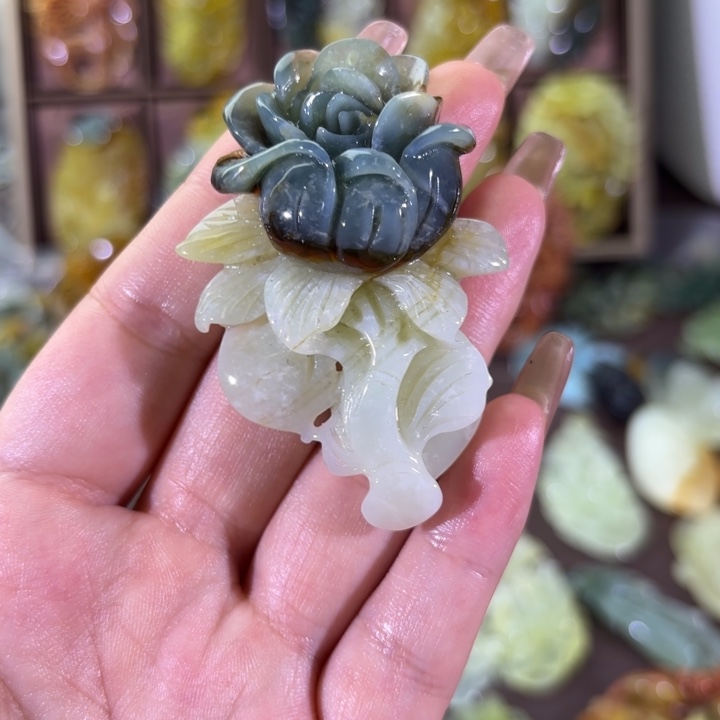 未镶嵌蛇纹石玉颈饰