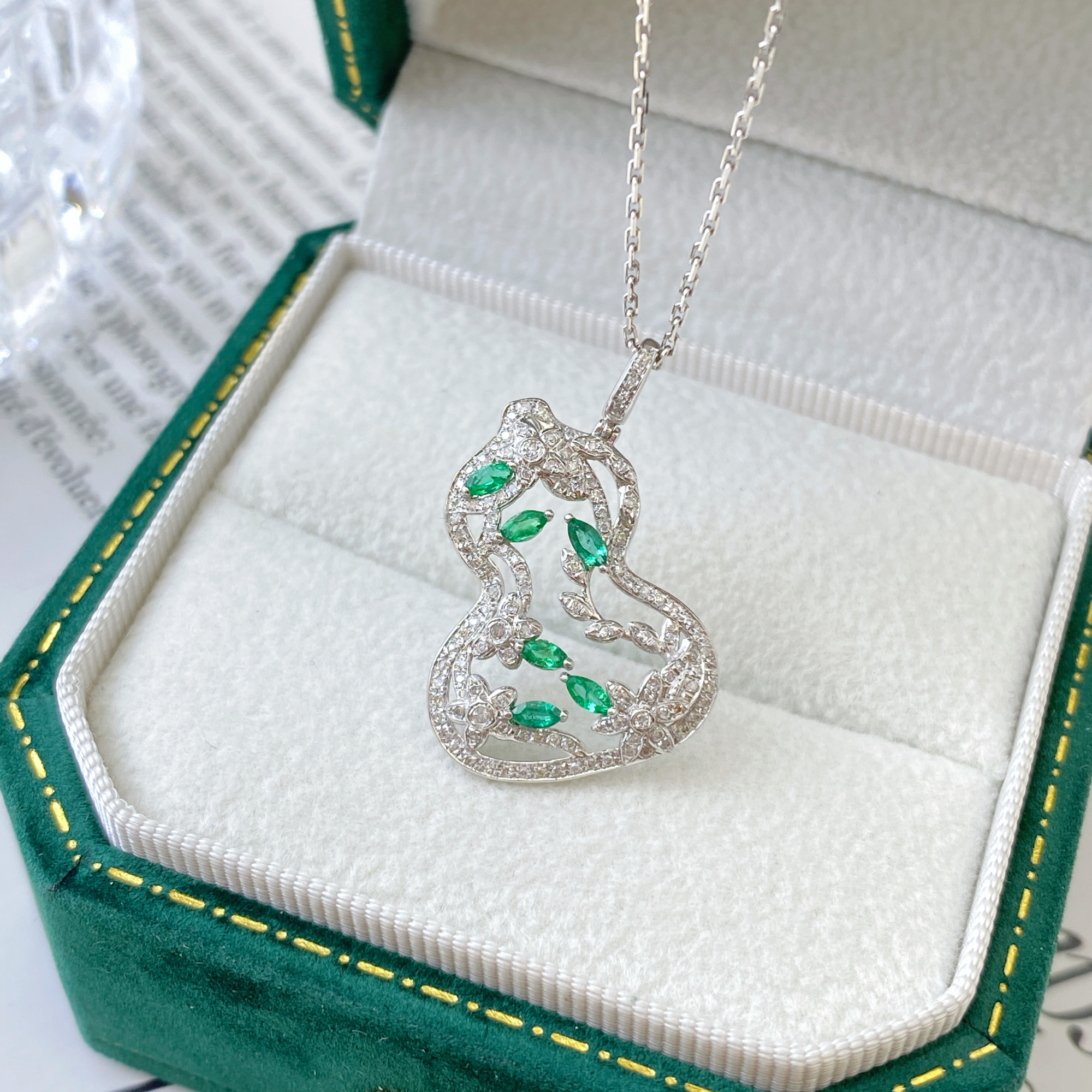 【欣阳】18K金 主30 副50 绿葫芦吊坠