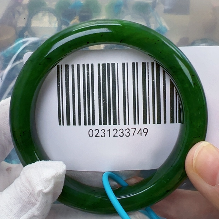 和田玉未镶嵌手镯微瑕5859