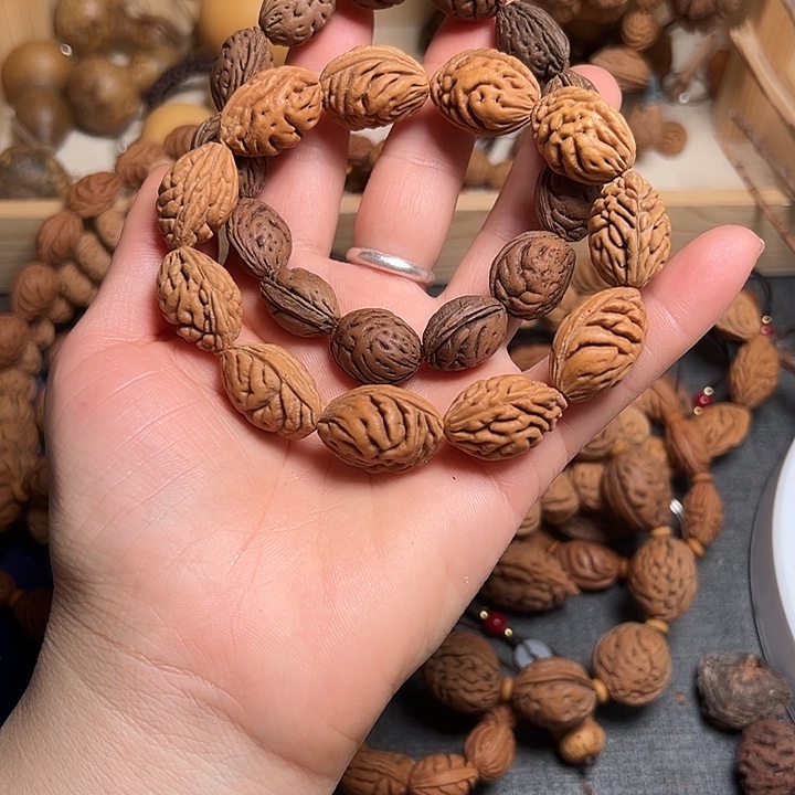 小***小桃核吊坠正宗桃枭手串