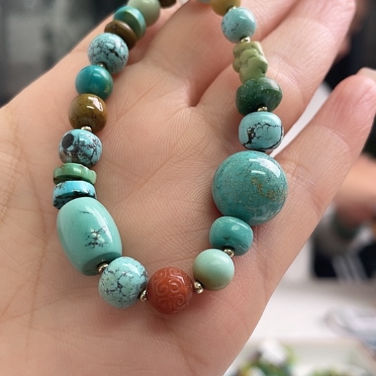 未镶嵌绿松石珠宝奇石