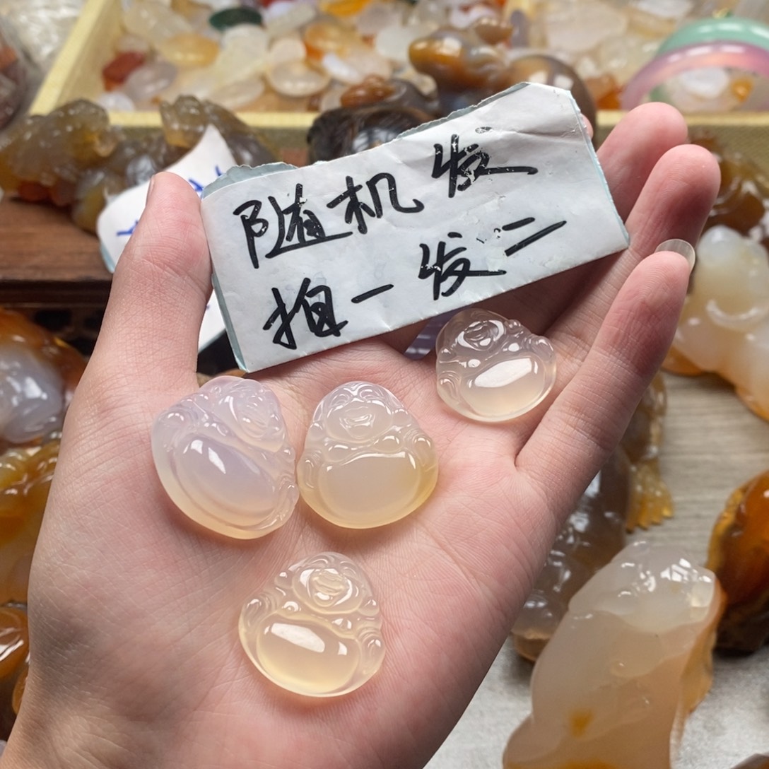 玛瑙/玉髓未镶嵌颈饰