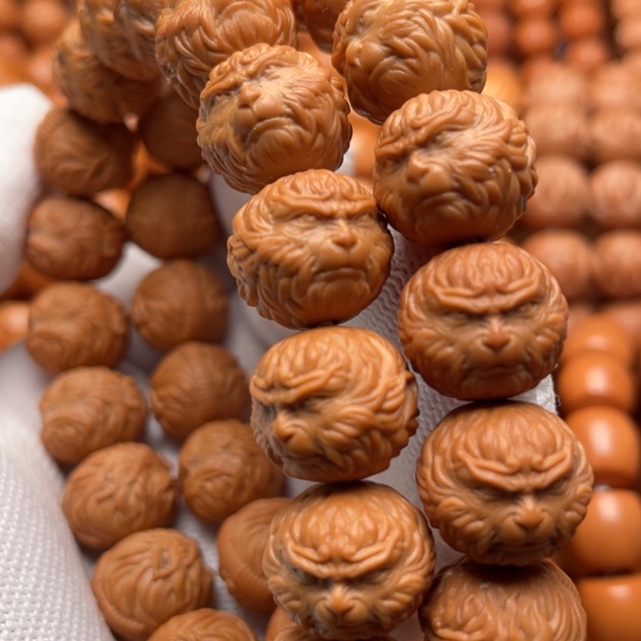 猴头核桃吊坠莱****车斗战胜佛