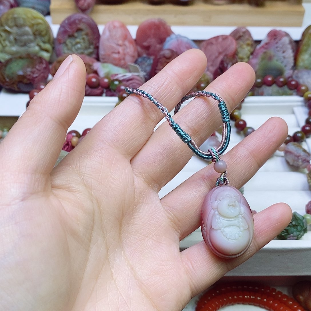 玛瑙/玉髓盐源玛瑙吊坠未镶嵌