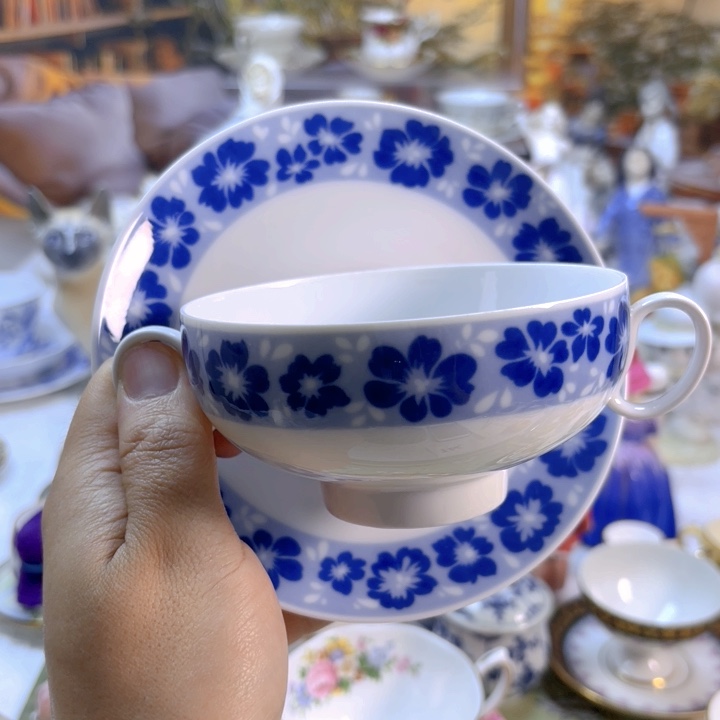 摆件欧洲中古瓷器好看冲鸭！