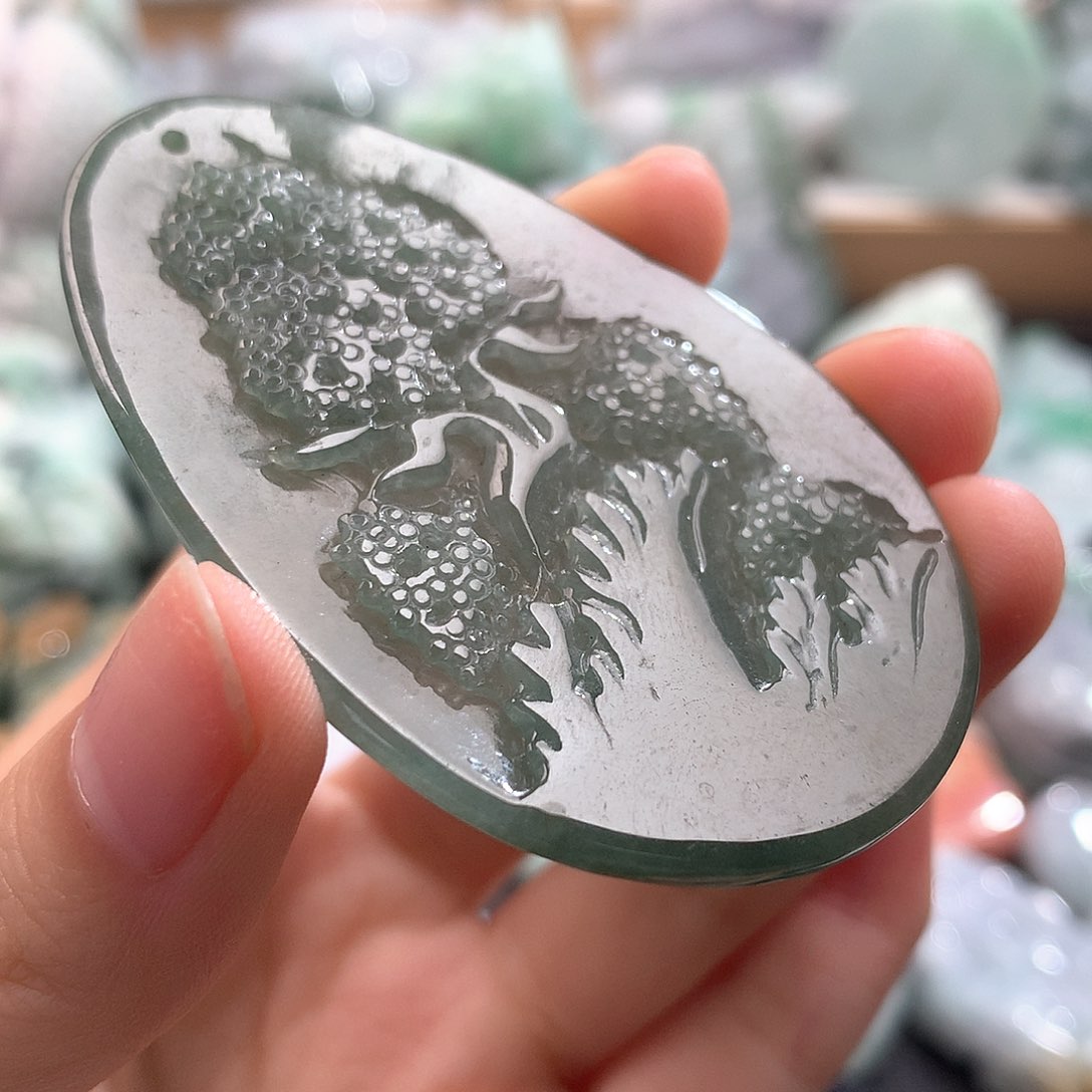 吊坠(不含链)未镶嵌翡翠