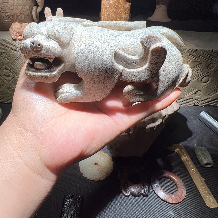 和田玉（糖玉）未镶嵌颈饰明*