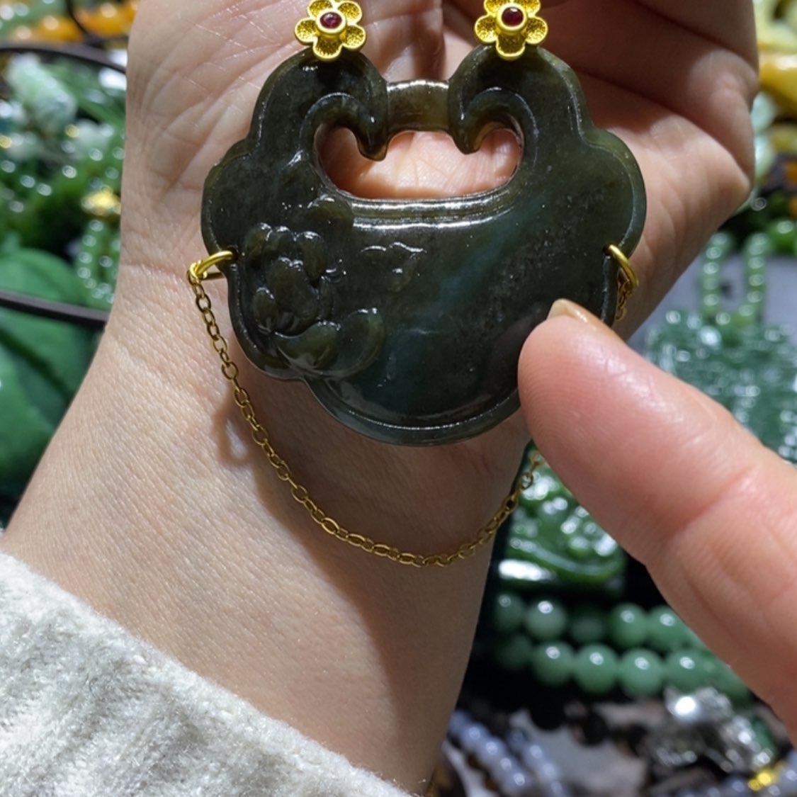 【闪购商品】蛇纹石玉毛衣链未镶嵌