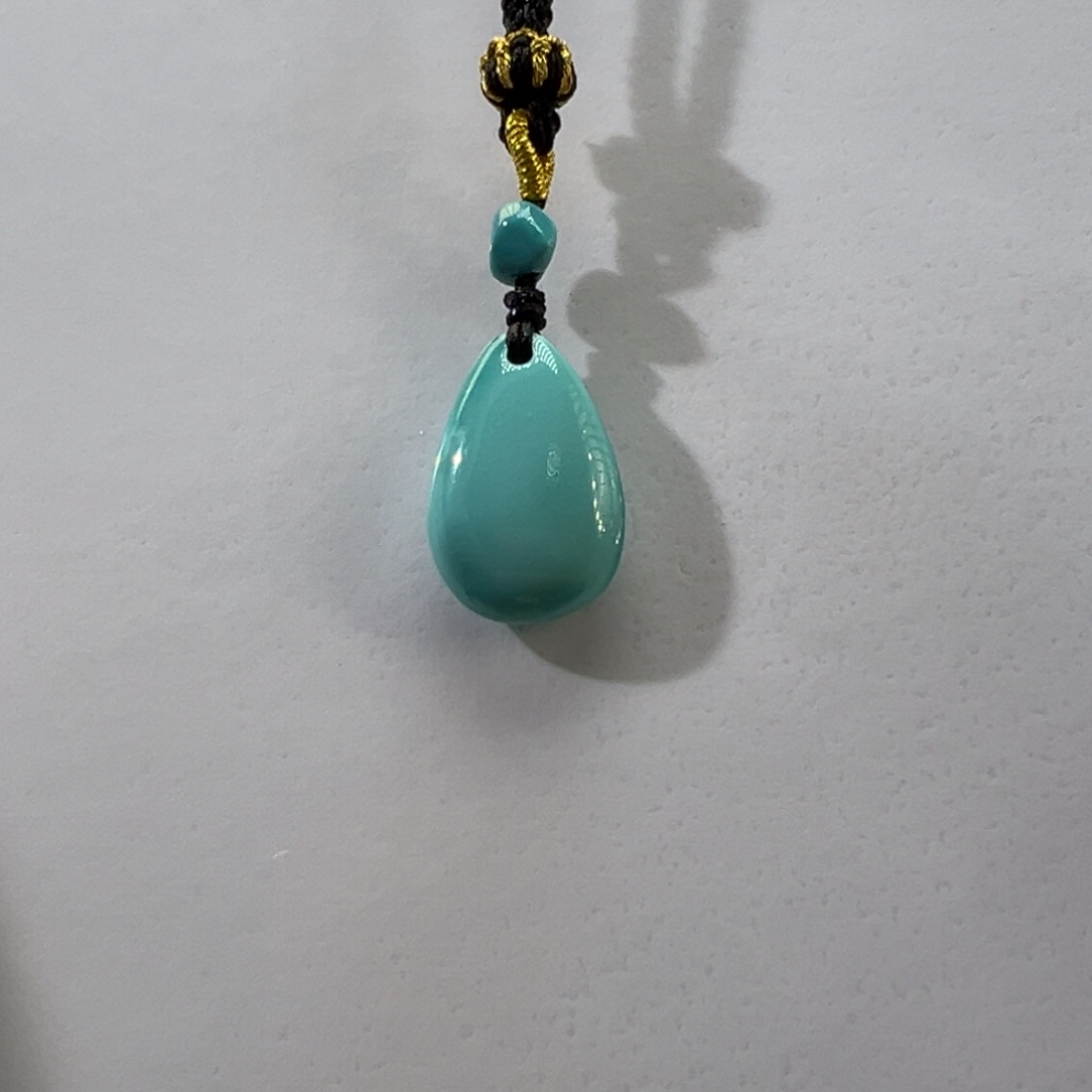 绿松石未镶嵌挂件