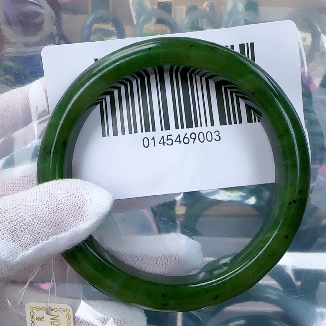 和田玉（碧玉）手镯未镶嵌63包容