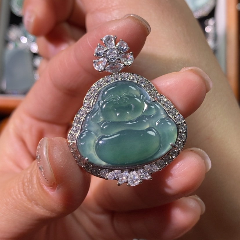 【闪购商品】翡翠颈饰未镶嵌天然