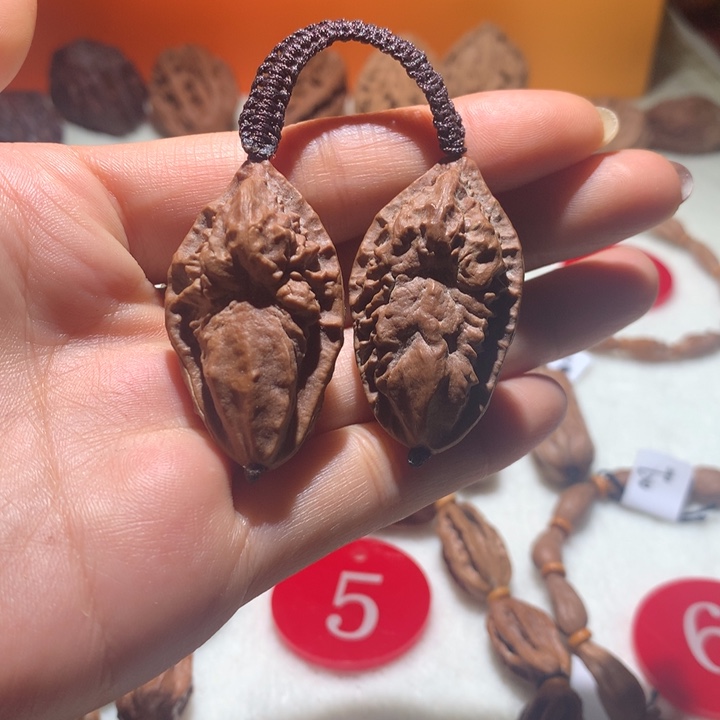 文玩核桃手串102鬼脸双截棍