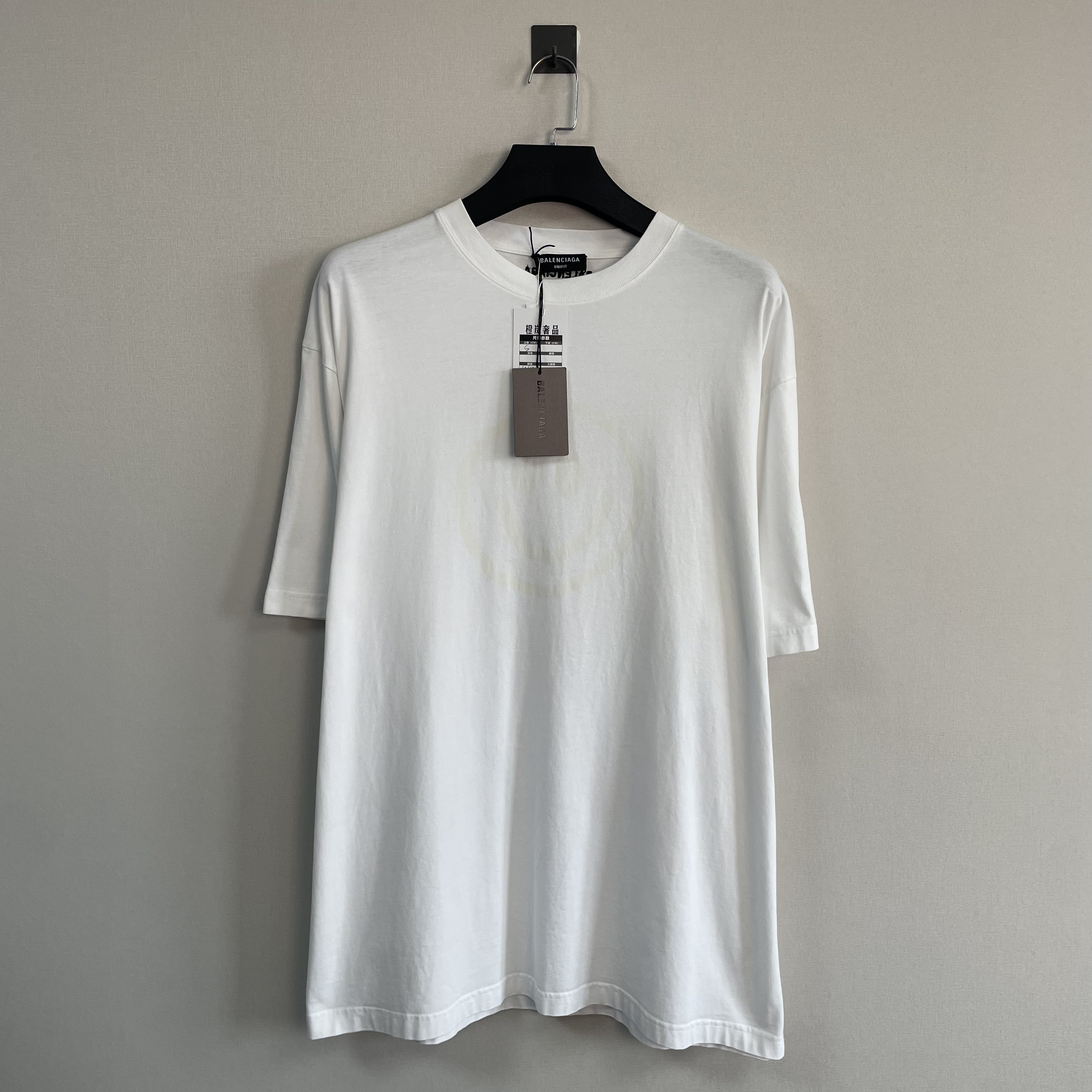 未使用 Balenciaga/巴黎世家 反光笑脸印花短袖/S码/带吊/价4100