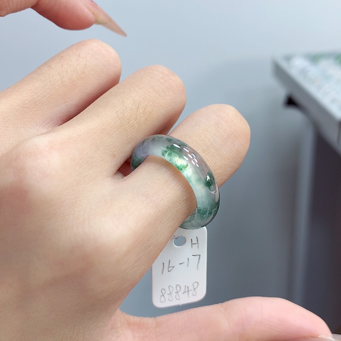 翡翠未镶嵌戒指16.17号