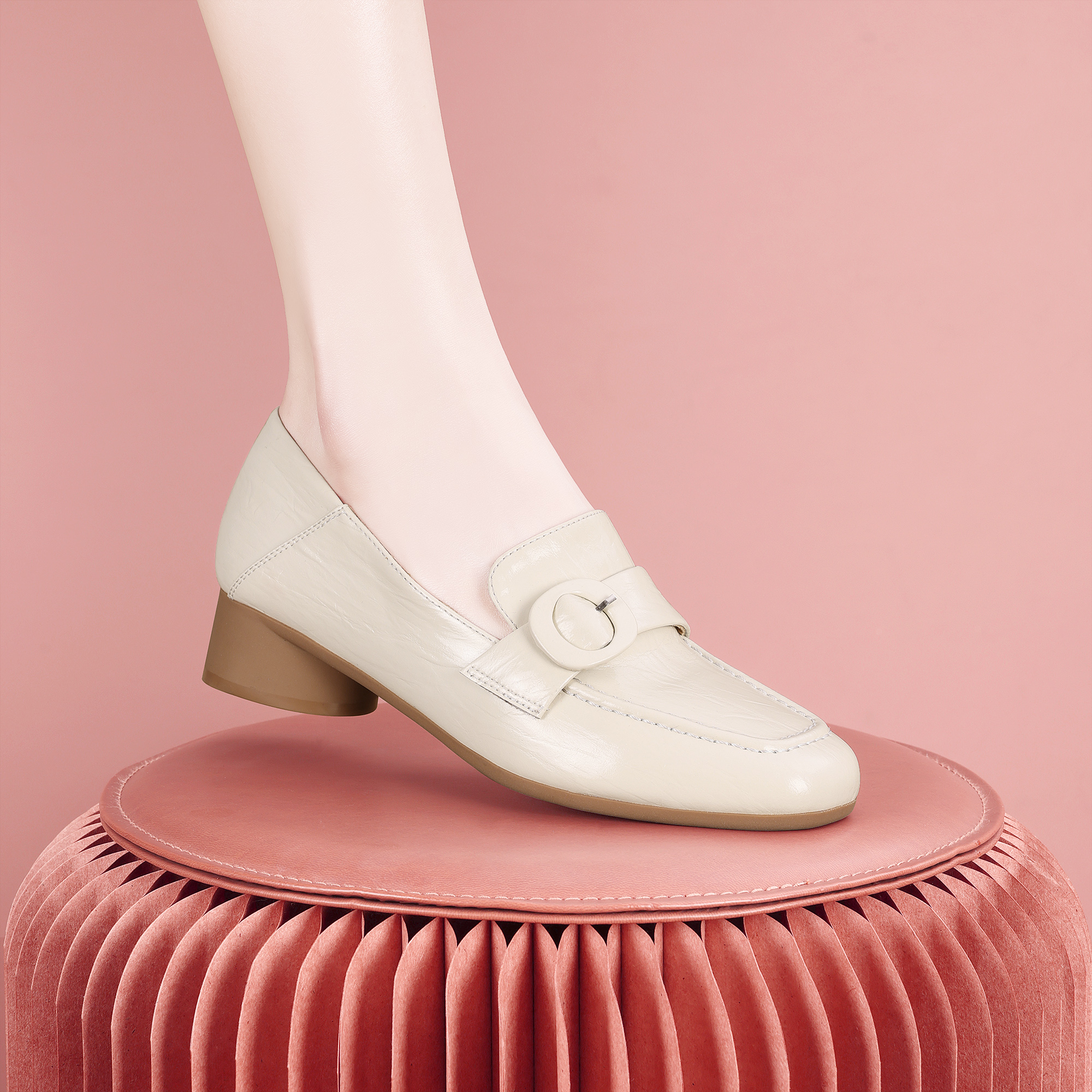 梵芮诗2025年春季新款简约韩系气质穿搭纯色粗跟低跟女单鞋-H1171