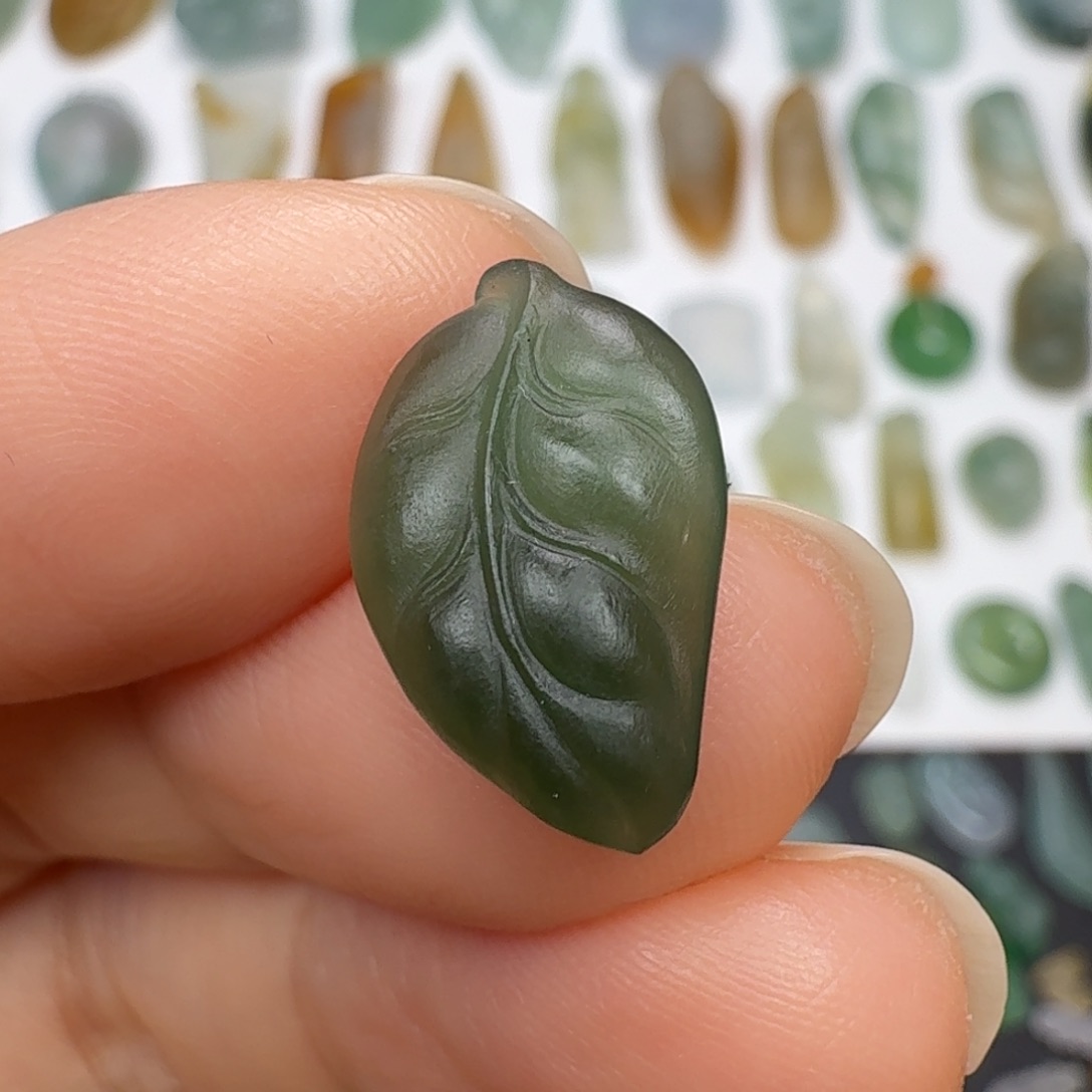 定制翡翠未镶嵌叶子