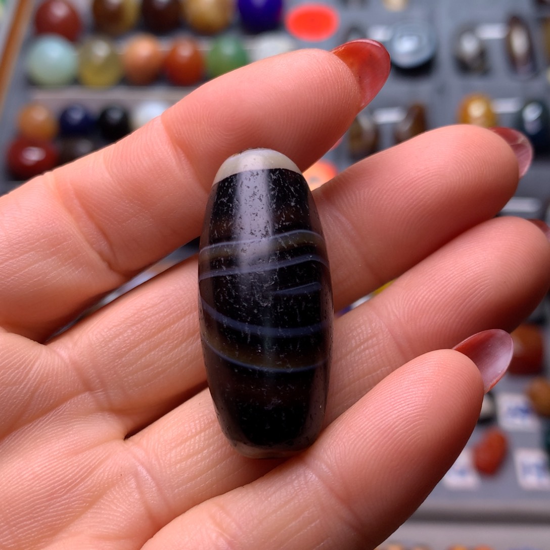 玛瑙/玉髓颈饰未镶嵌弘***程