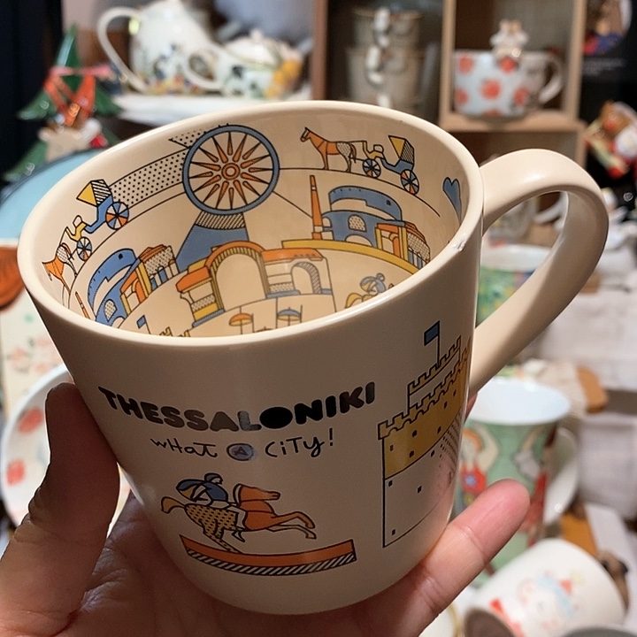 口沿有磕碰希腊品牌马克杯