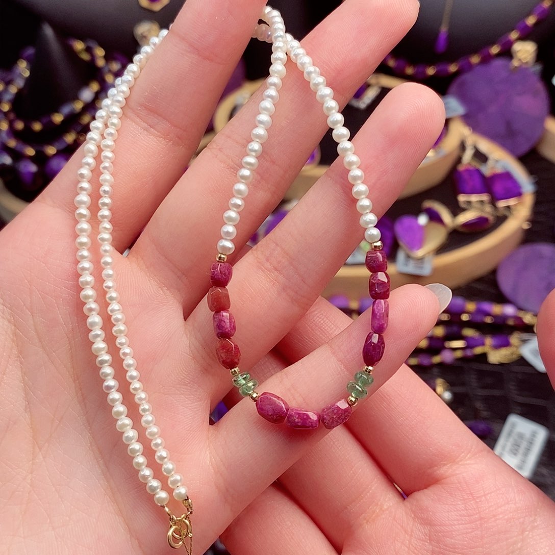 苏纪石（舒俱来）项链18K金镶嵌