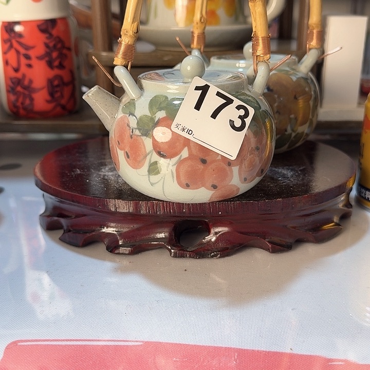 景德镇陶瓷提梁壶