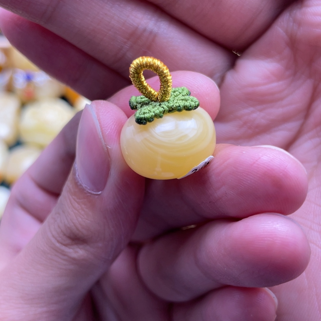 琥珀未镶嵌裸石蜜蜡