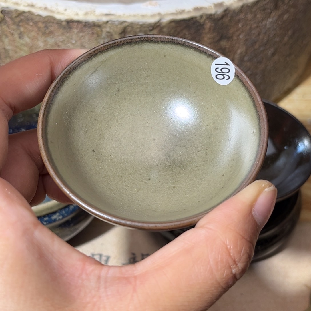 茶盏义兴龙窑坚持真柴烧