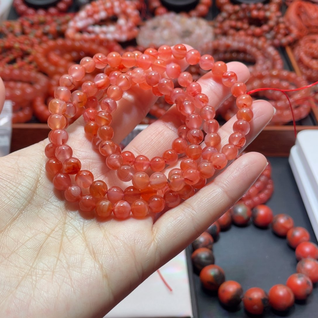 南红玛瑙手链未镶嵌