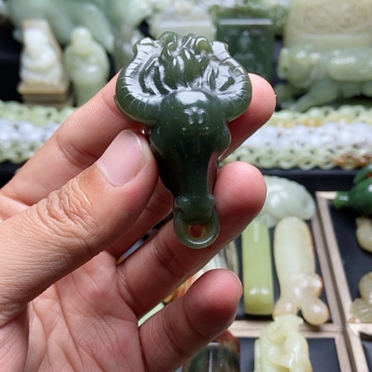 【闪购商品】和田玉颈饰未镶嵌