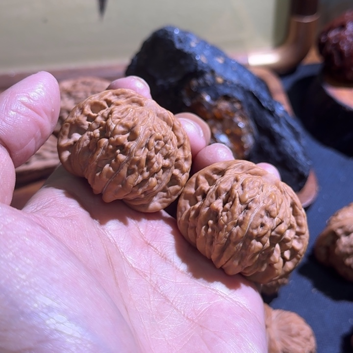 吊坠桃核44全品四座楼