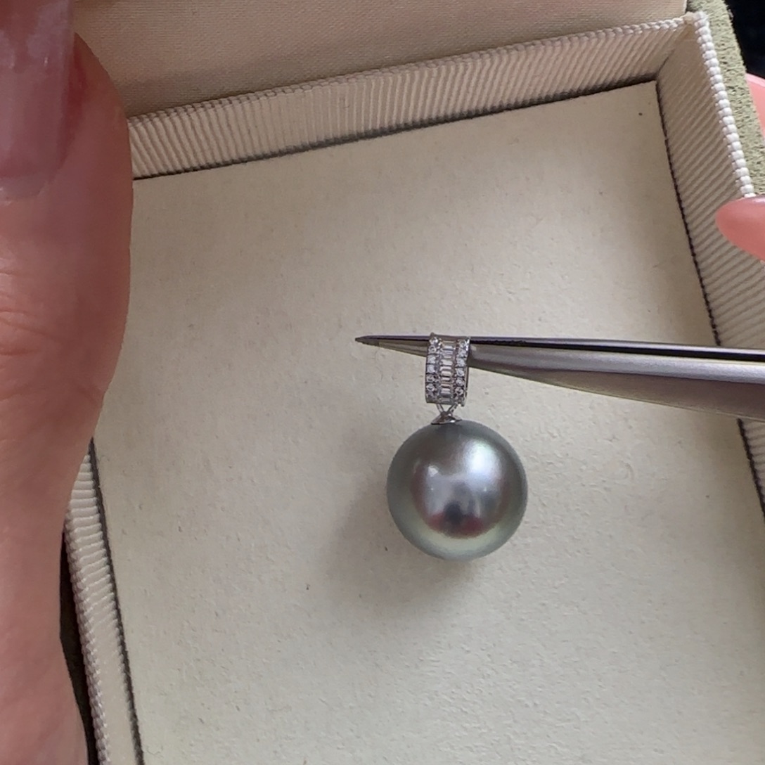 海水珍珠颈饰18K金镶嵌