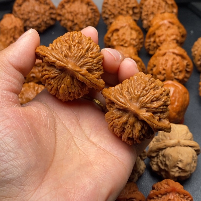 【闪购商品】文玩核桃把件45篓子