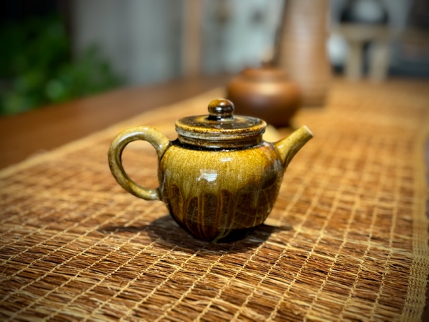 建水紫陶白泥柴烧茶壶，容量180cc