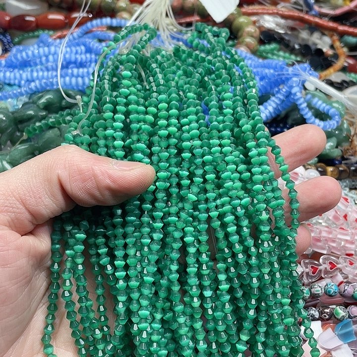 玛瑙/玉髓珠宝半成品未镶嵌2条4mm切面猫眼