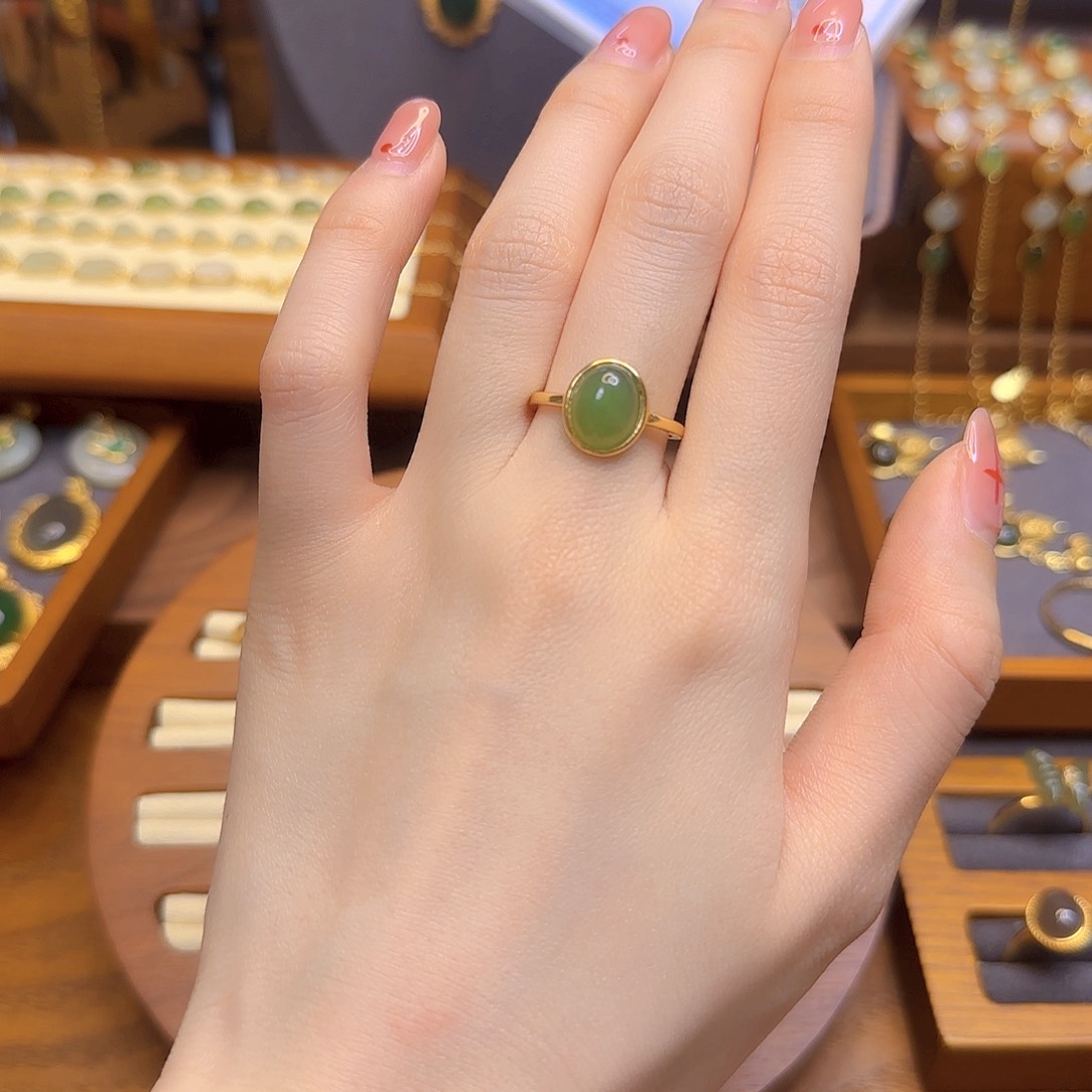 和田玉戒指银S925镀金镶嵌