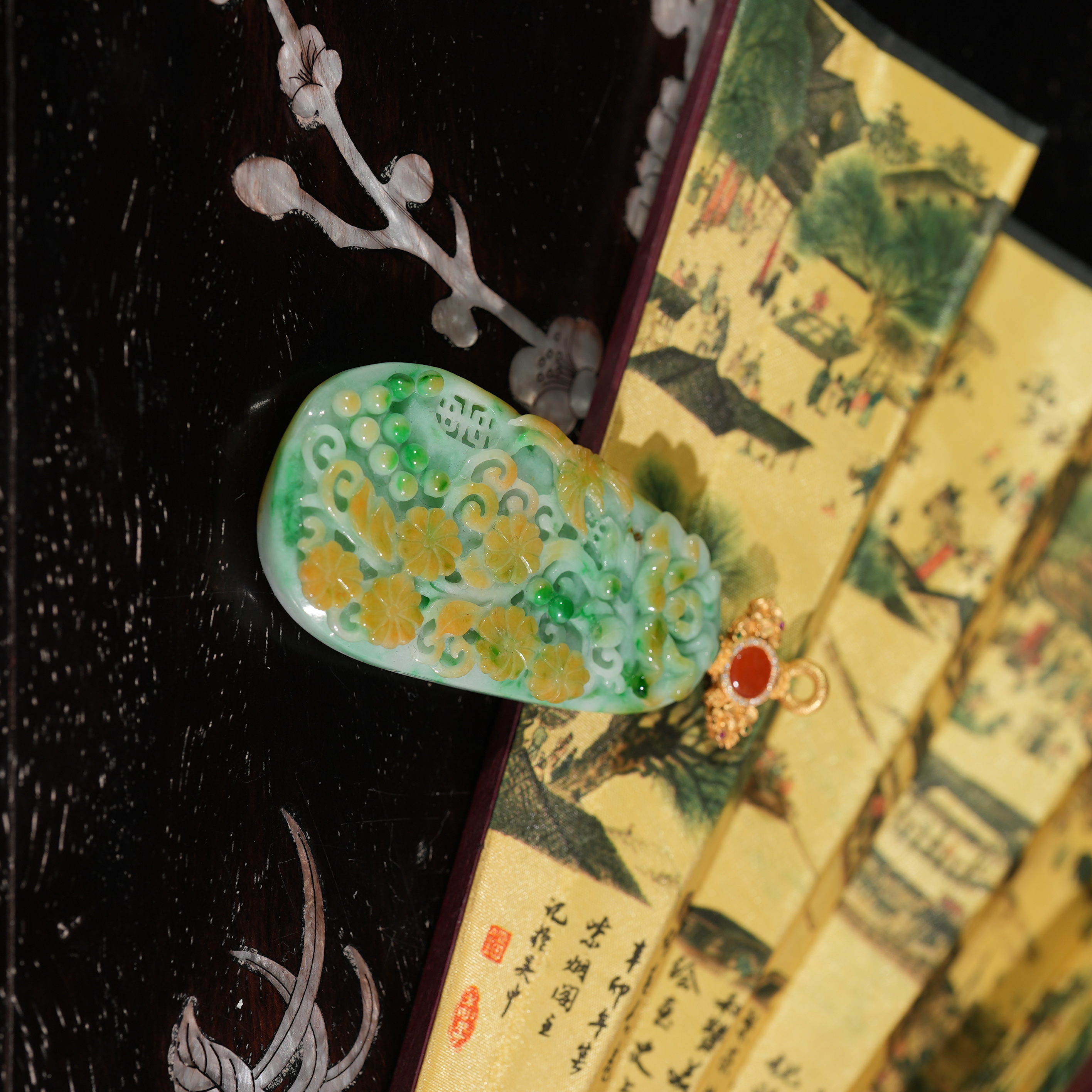 1.23香港王老板-翡翠吊坠3e427