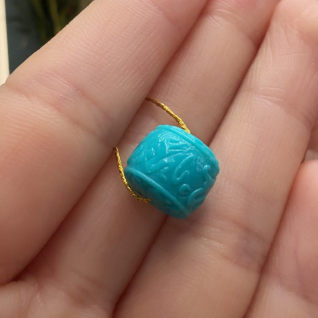 绿松石未镶嵌颈饰