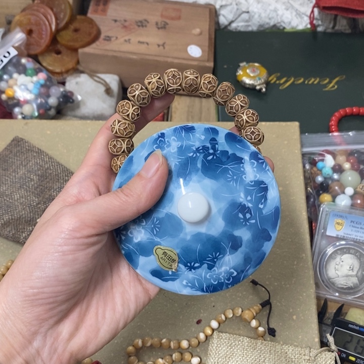 摆件中古工艺品一件