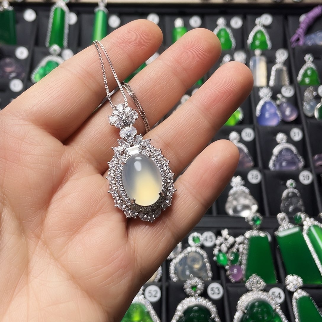 玛瑙/玉髓合金颈饰