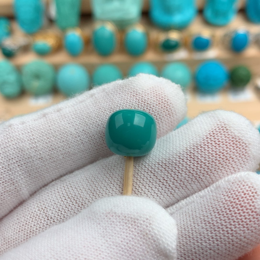 绿松石配饰未镶嵌11-10mm