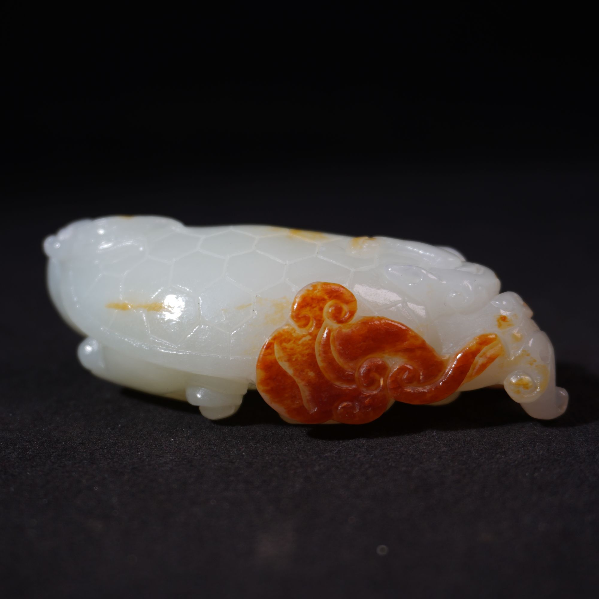 10NA44 清 和田玉龙龟手把件