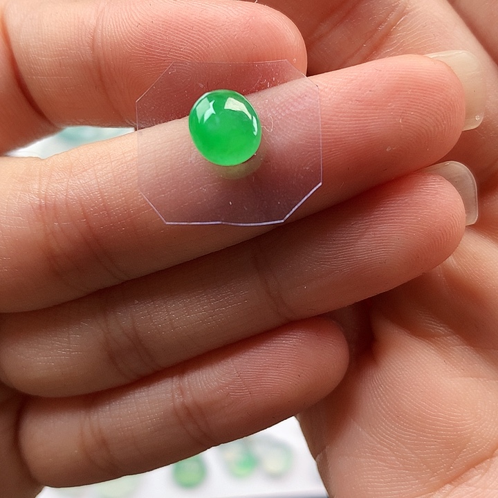 翡翠吊坠(不含链)未镶嵌蛋面