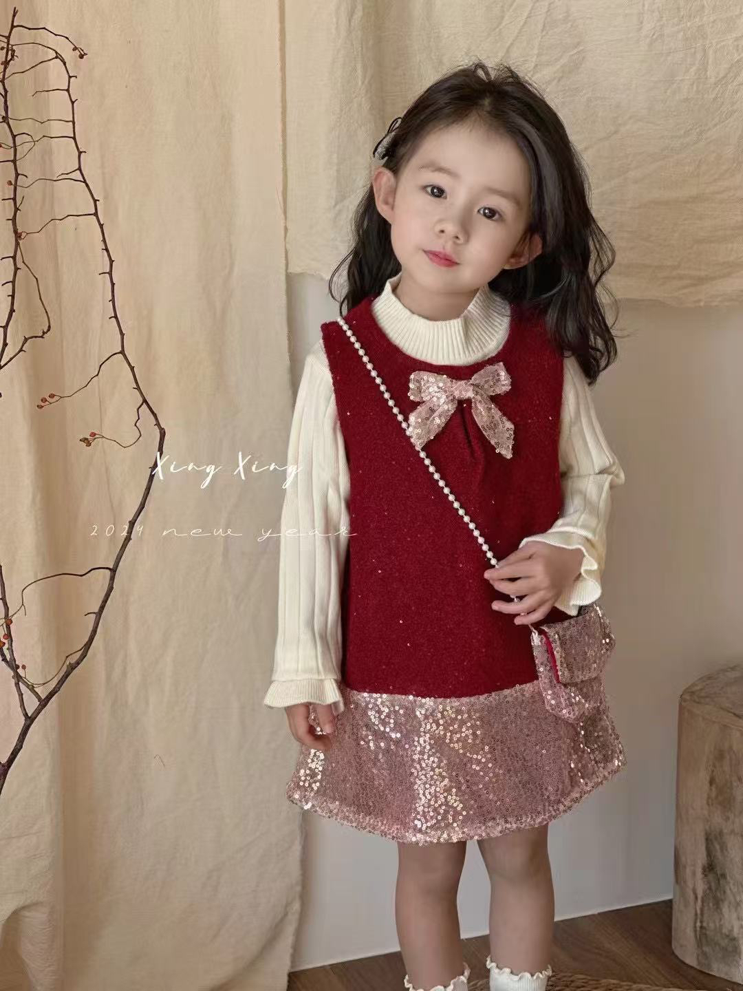 醒醒家2024年女童年服加绒背心裙儿童时尚洋气套裙过年红色裙子