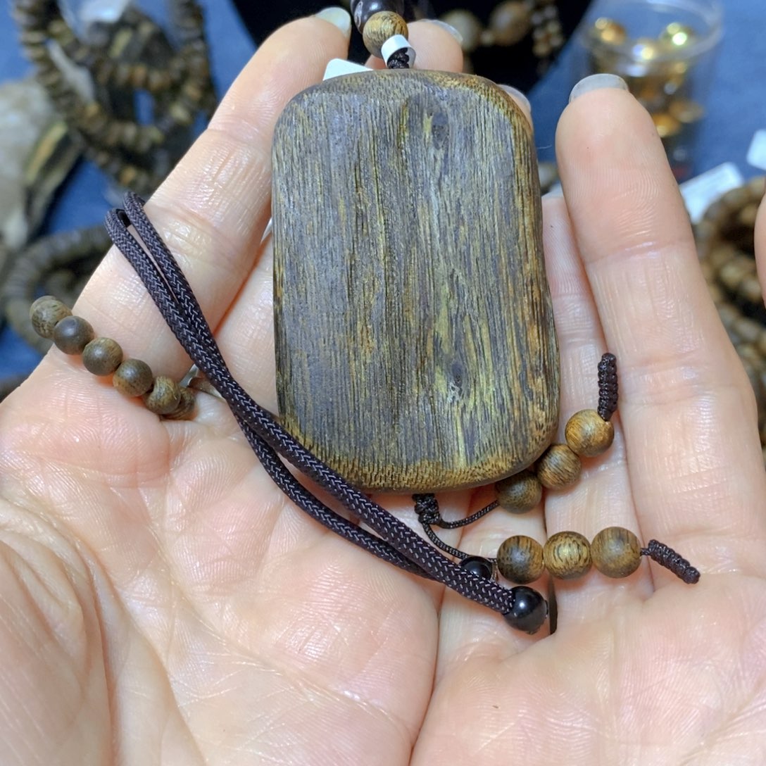 沉香吊坠老*张勺子无事牌吊坠16克多样性发货一个