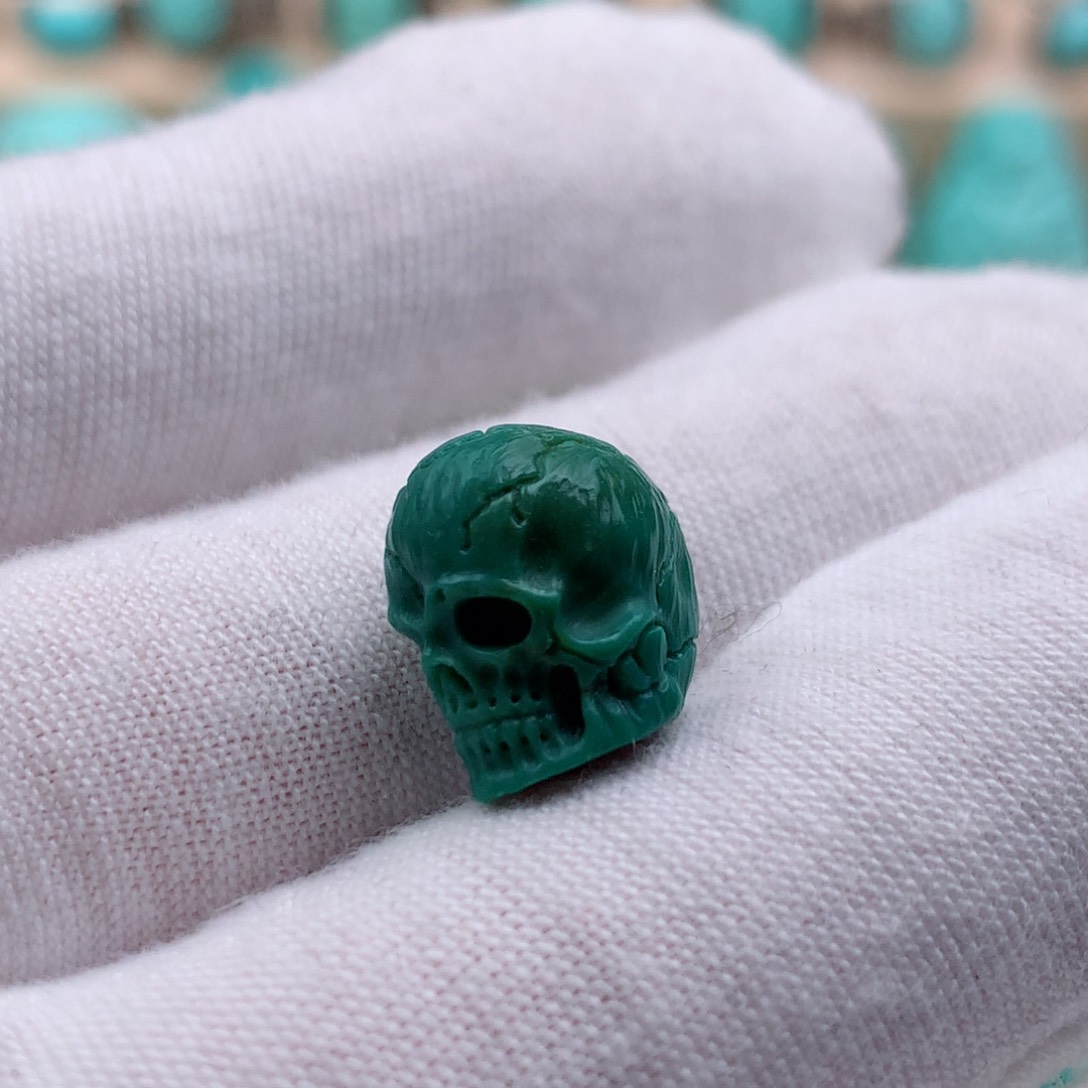 绿松石珠宝奇石未镶嵌绿松石骷髅珠